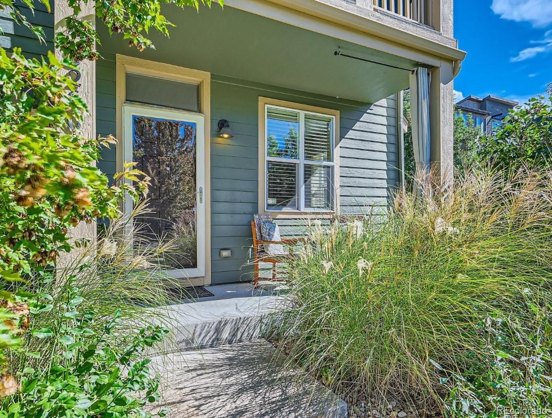 MLS Image #3 for 8260 e 24th drive ,denver, Colorado