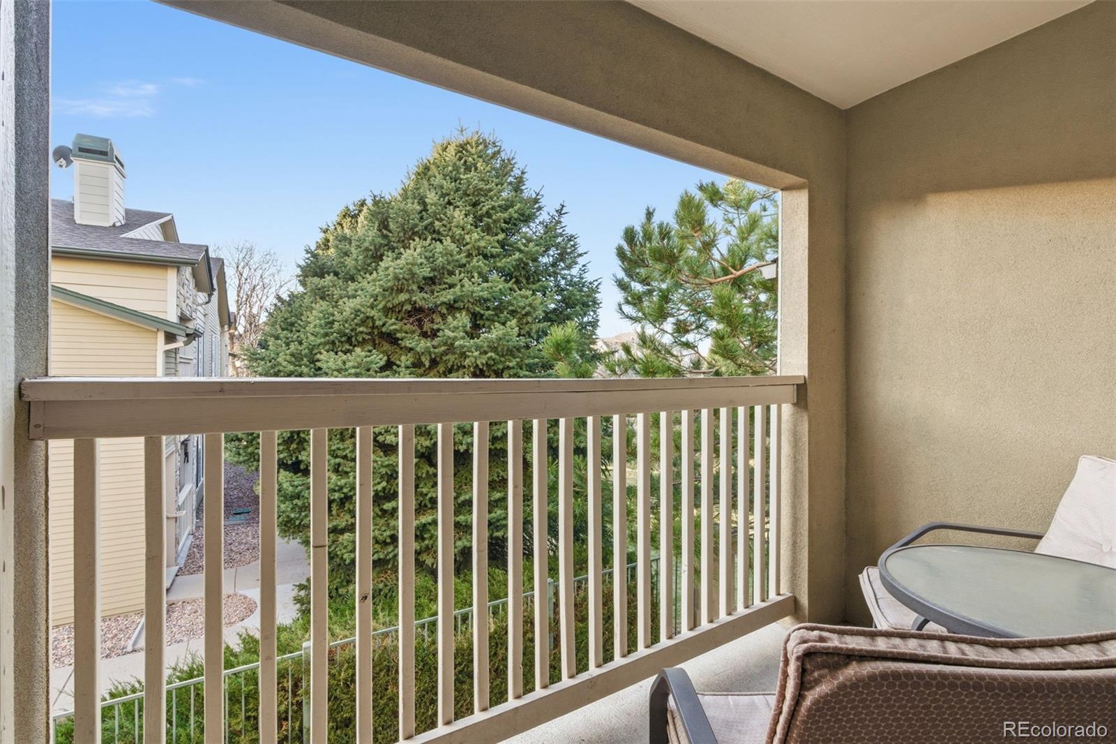 MLS Image #12 for 1435 s galena way,denver, Colorado