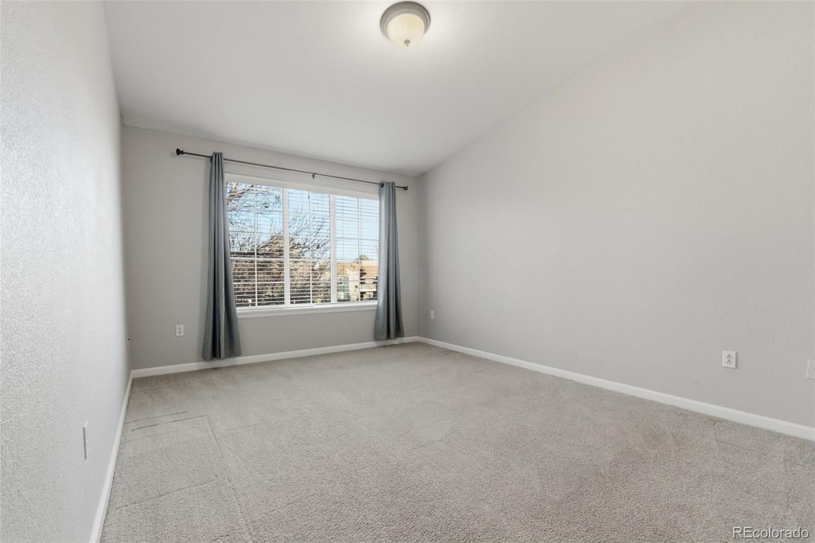 MLS Image #16 for 1435 s galena way,denver, Colorado
