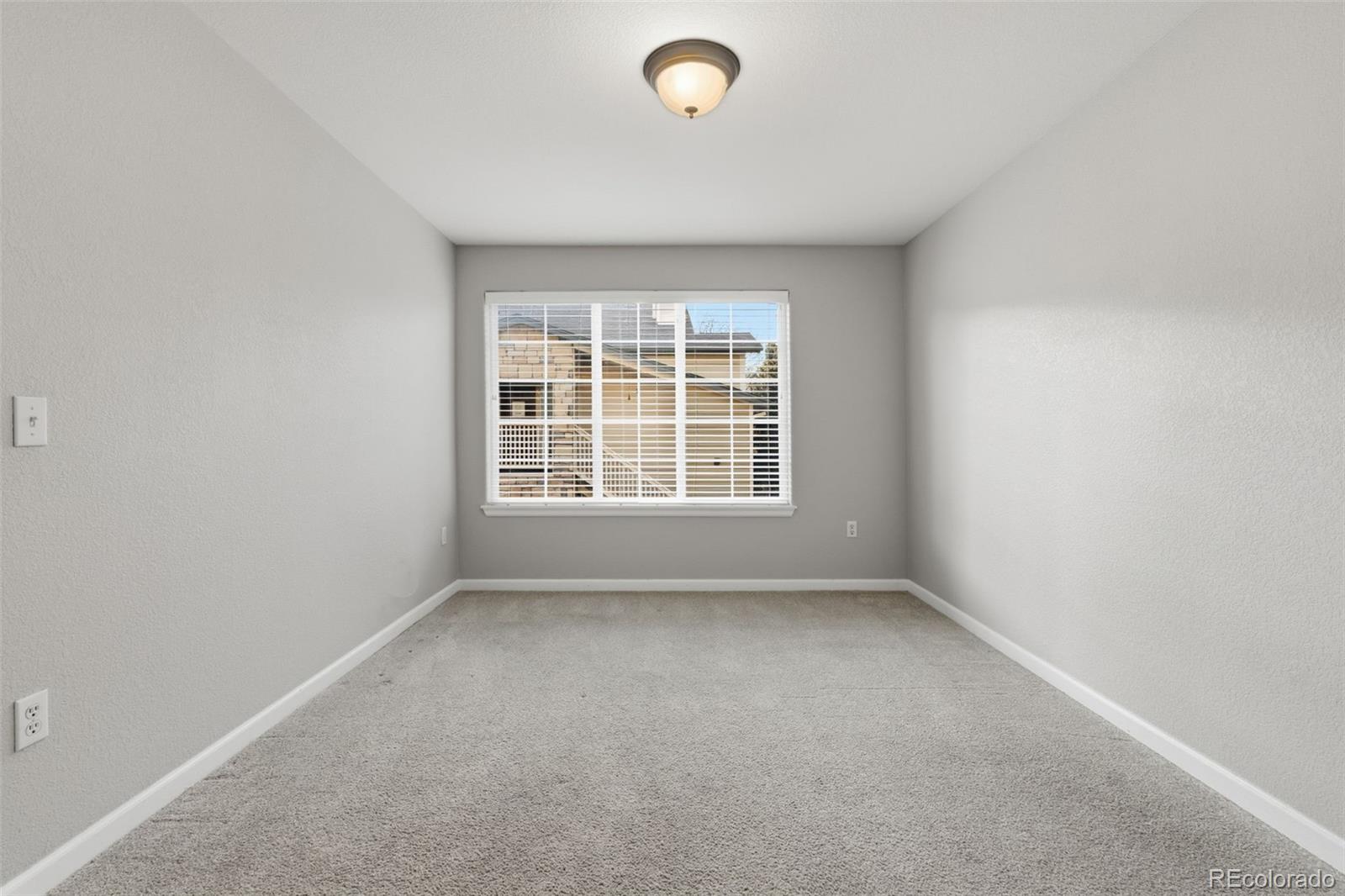 MLS Image #17 for 1435 s galena way,denver, Colorado