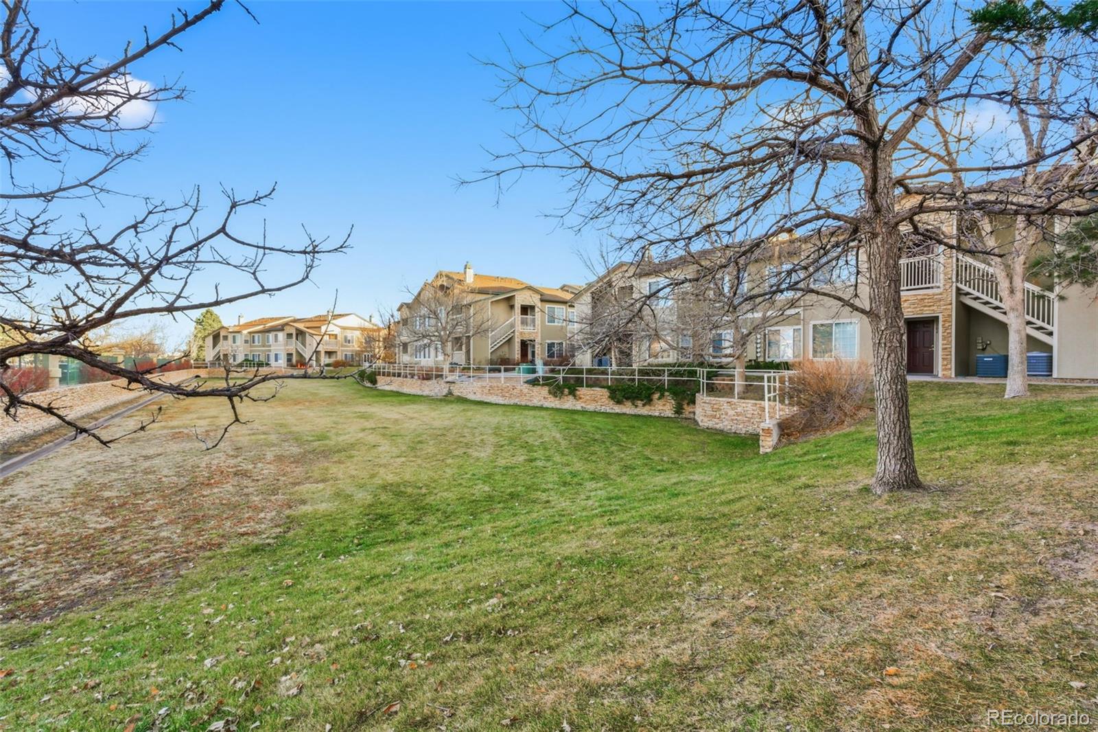 MLS Image #18 for 1435 s galena way,denver, Colorado