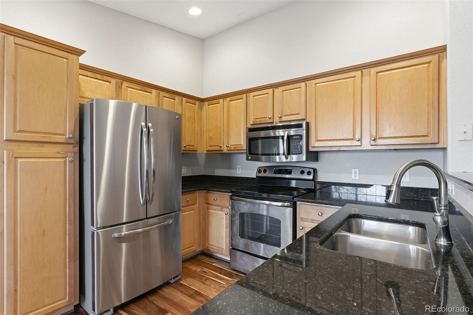 MLS Image #2 for 1435 s galena way,denver, Colorado