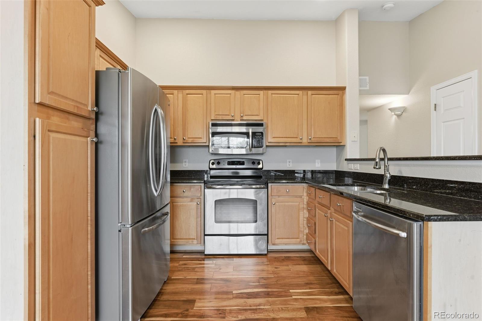 MLS Image #3 for 1435 s galena way,denver, Colorado