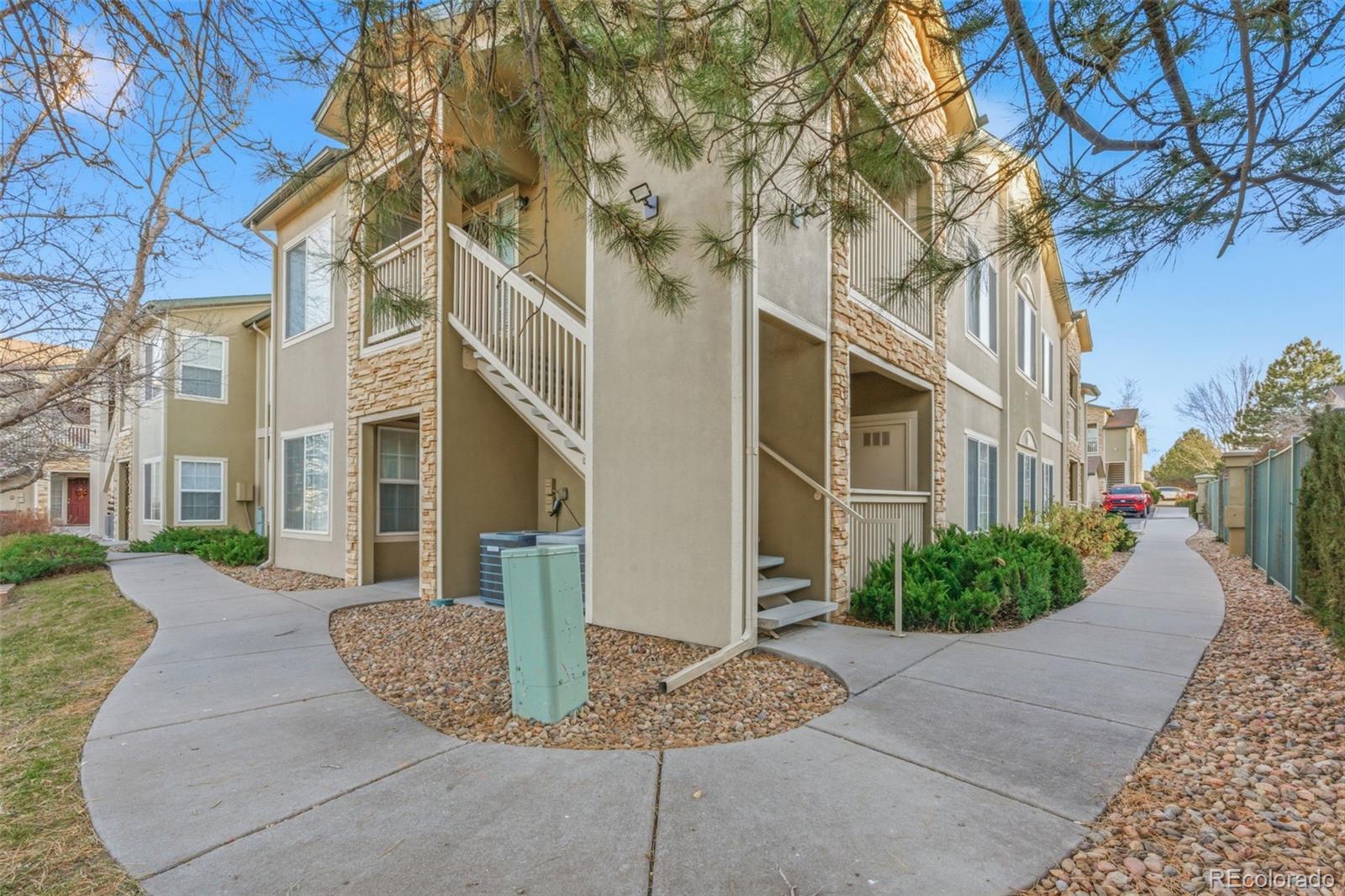 MLS Image #9 for 1435 s galena way,denver, Colorado
