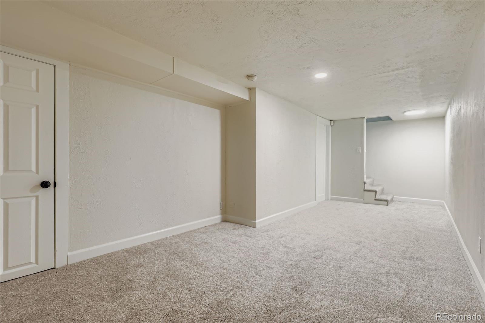 MLS Image #23 for 3054  newport street,denver, Colorado