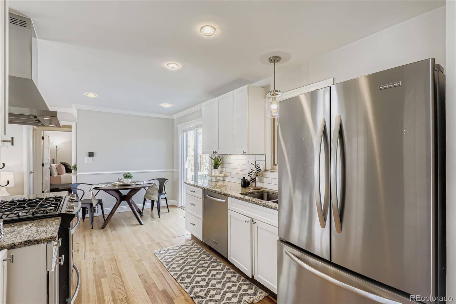 MLS Image #4 for 3054  newport street,denver, Colorado