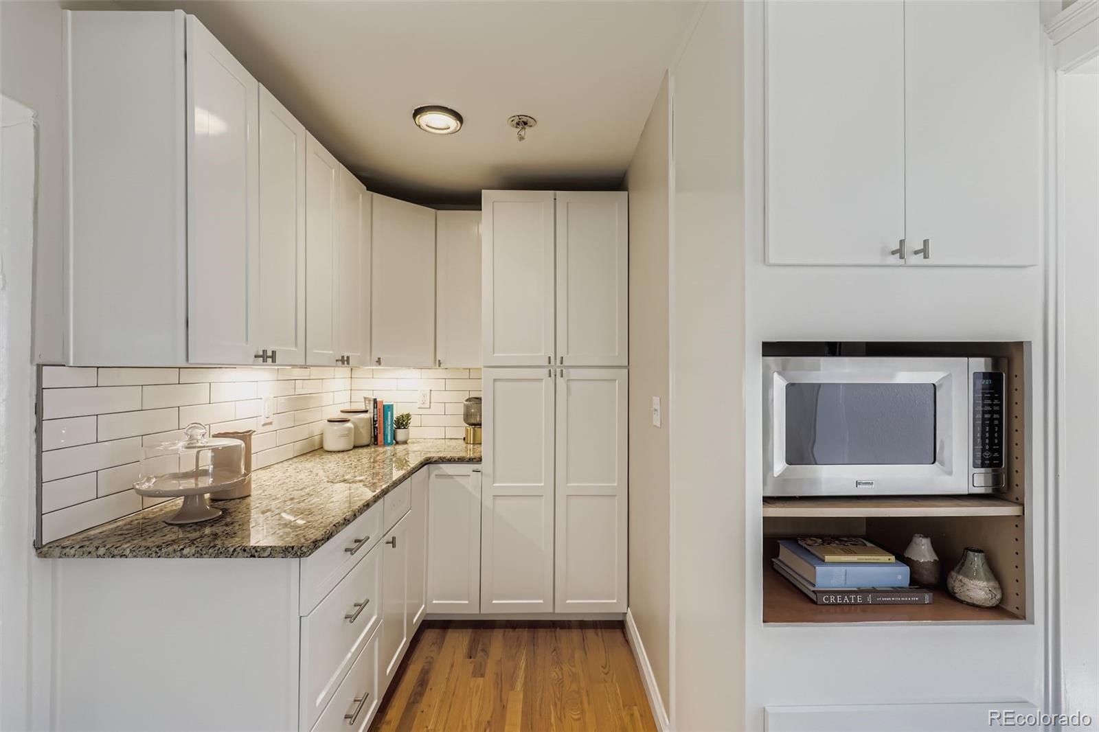 MLS Image #7 for 3054  newport street,denver, Colorado
