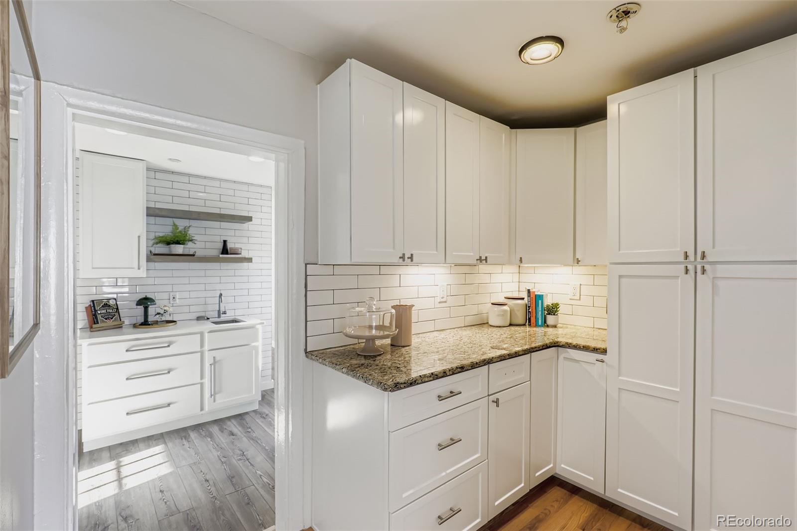 MLS Image #8 for 3054  newport street,denver, Colorado