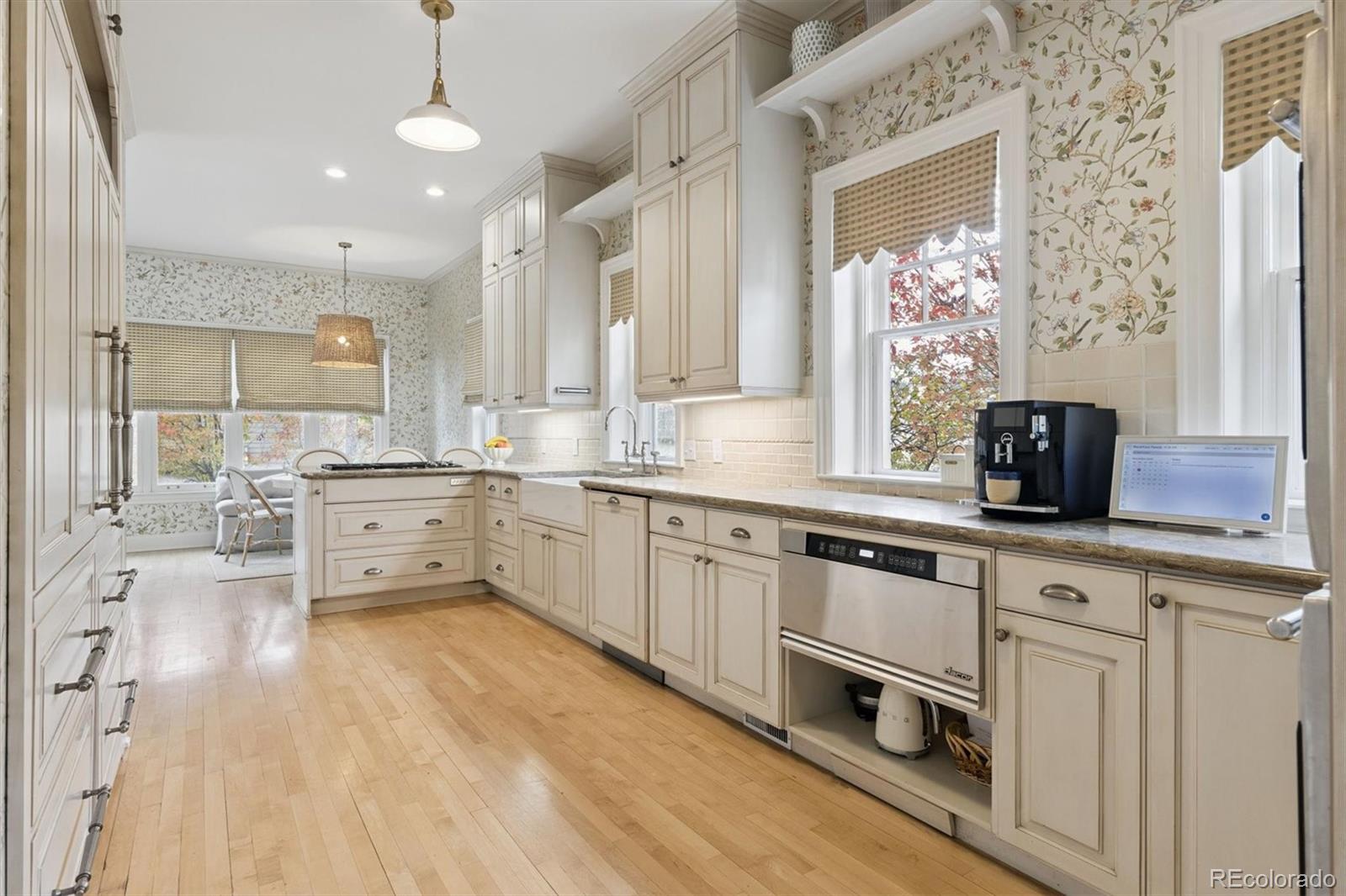 MLS Image #13 for 379 n marion street,denver, Colorado