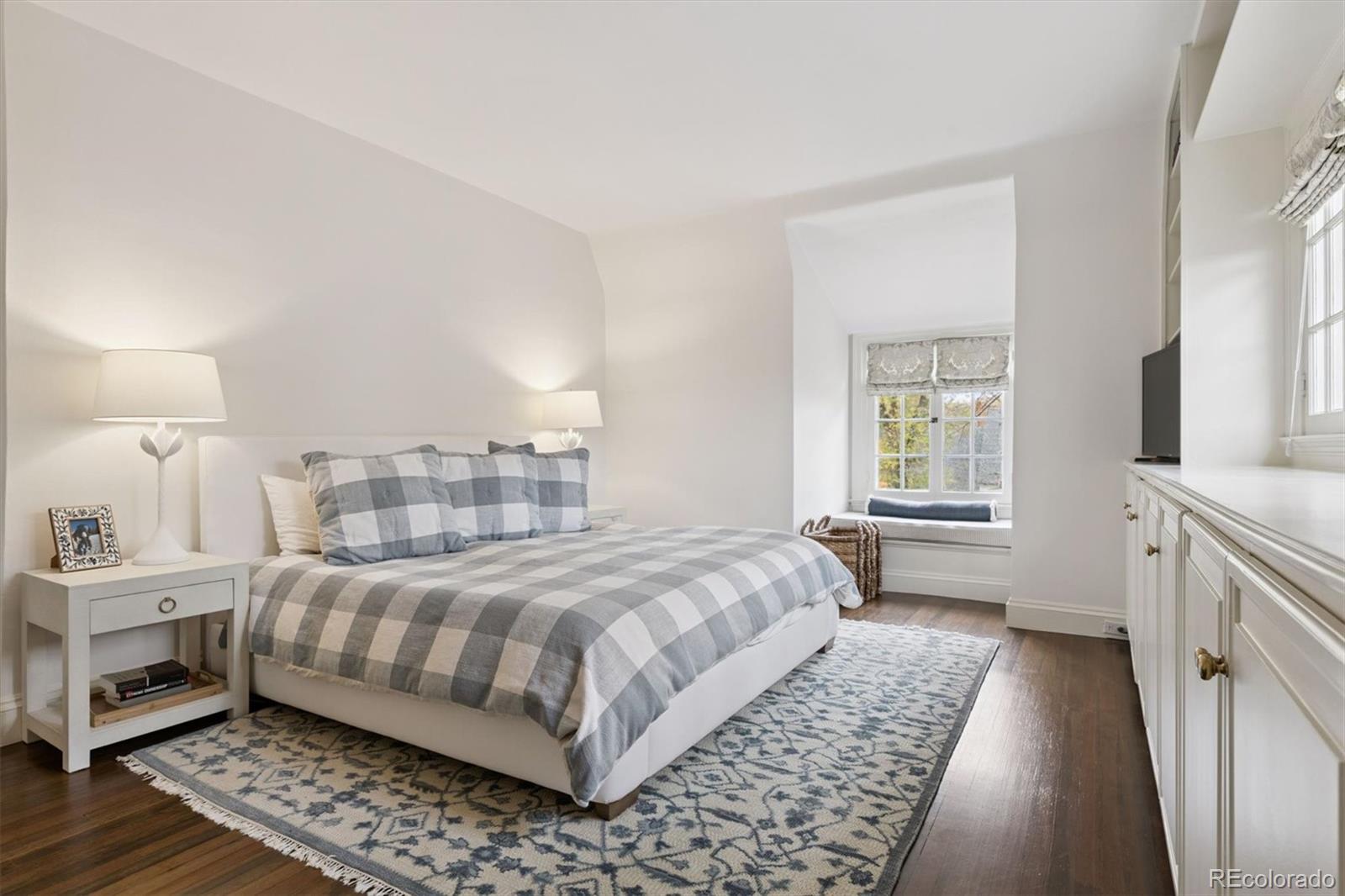 MLS Image #23 for 379 n marion street,denver, Colorado