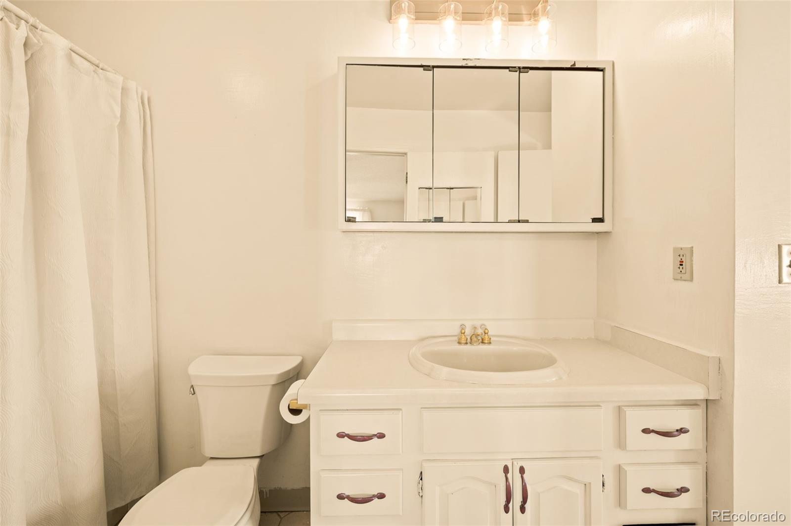 MLS Image #19 for 10462 w 82nd avenue,arvada, Colorado