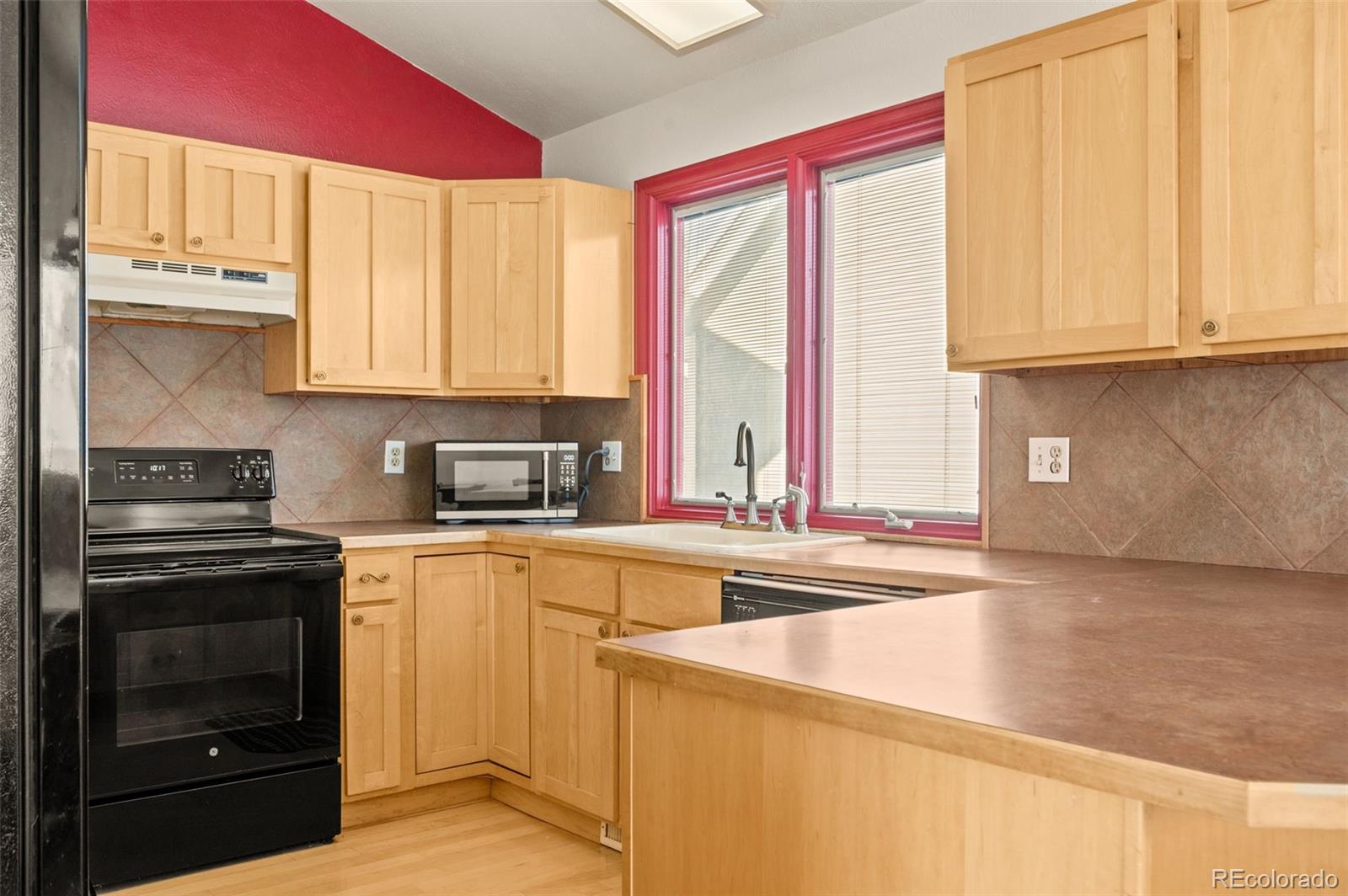 MLS Image #8 for 10462 w 82nd avenue,arvada, Colorado
