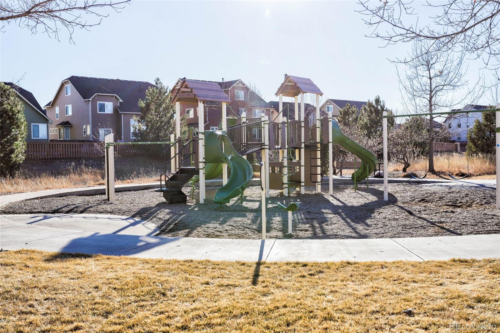 MLS Image #11 for 11844  oak hill way a,commerce city, Colorado
