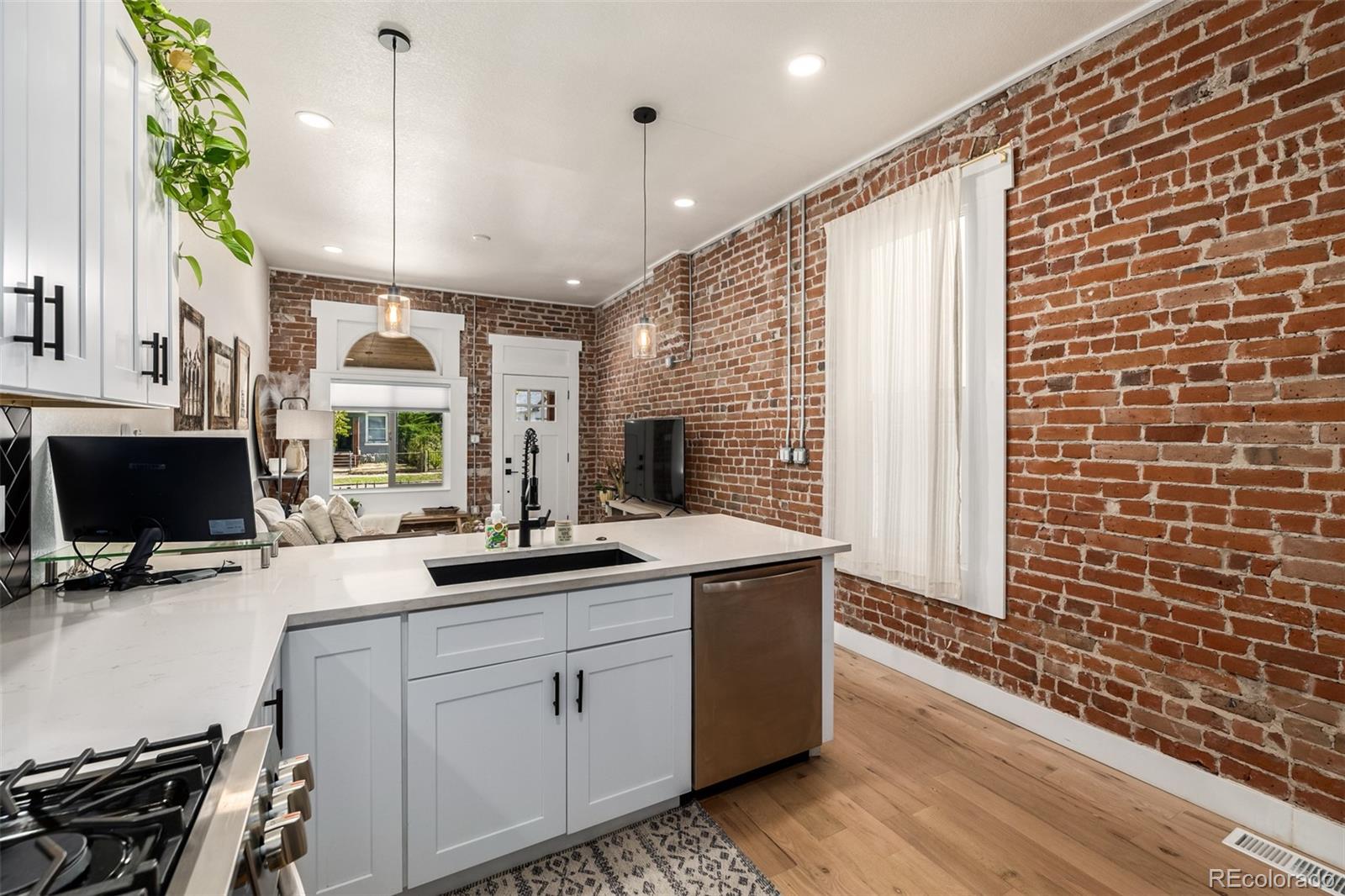 MLS Image #11 for 3541 n williams street,denver, Colorado