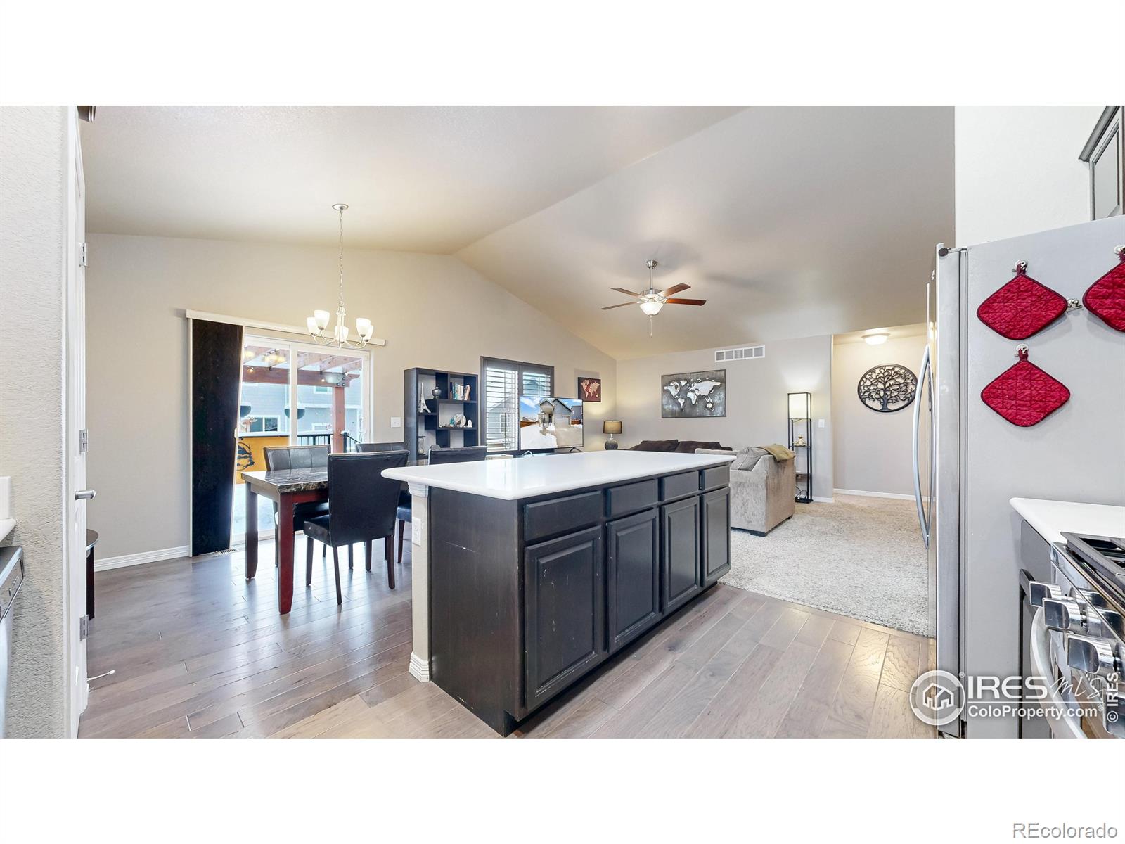 MLS Image #11 for 5498  segundo drive,loveland, Colorado