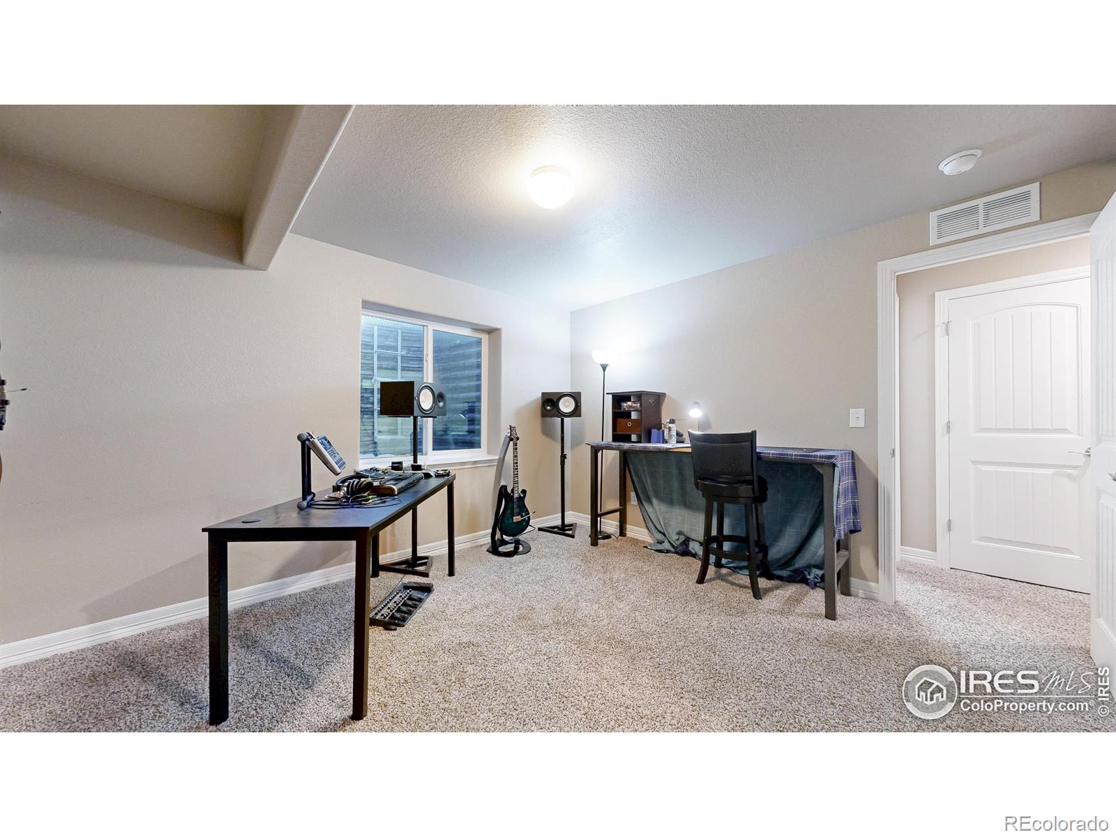 MLS Image #23 for 5498  segundo drive,loveland, Colorado