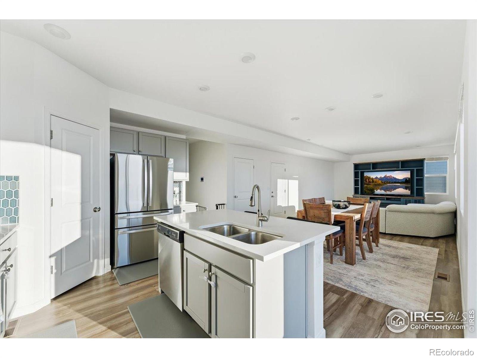 MLS Image #10 for 632  crestone street,johnstown, Colorado