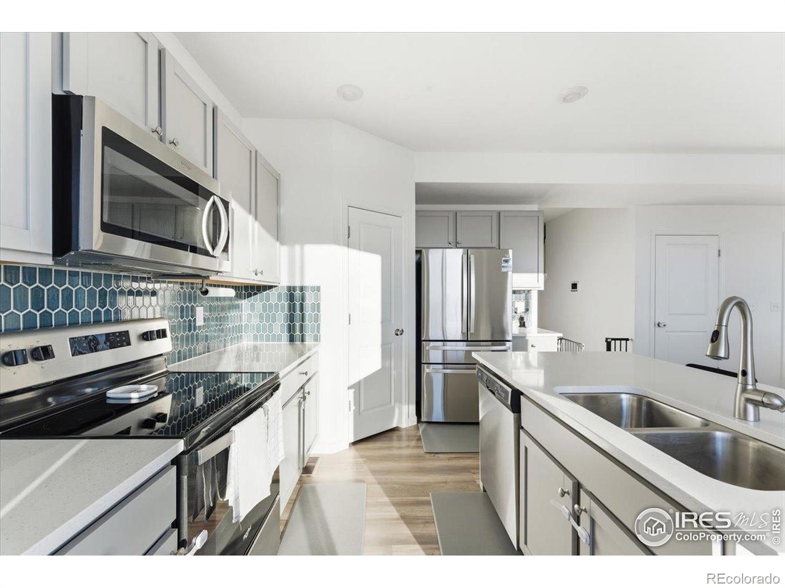 MLS Image #12 for 632  crestone street,johnstown, Colorado