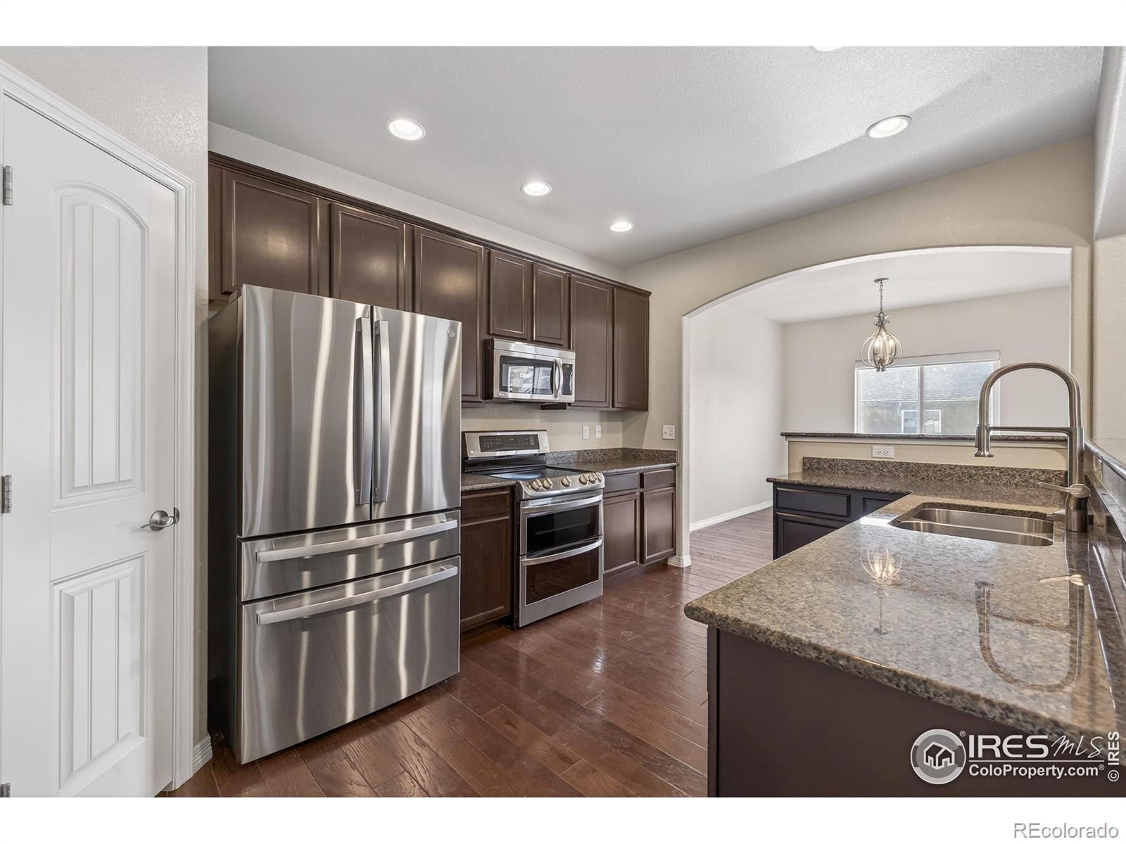MLS Image #9 for 848  shirttail peak drive,windsor, Colorado