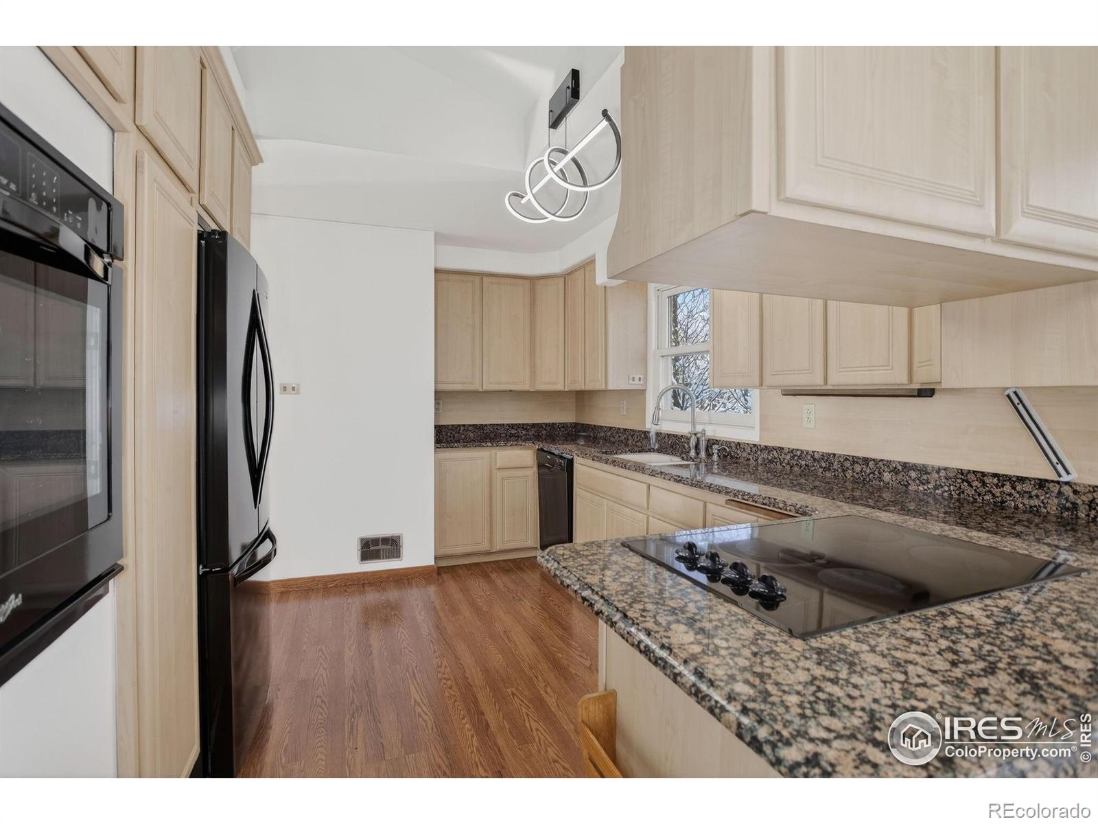 MLS Image #6 for 1200  lincoln avenue,louisville, Colorado
