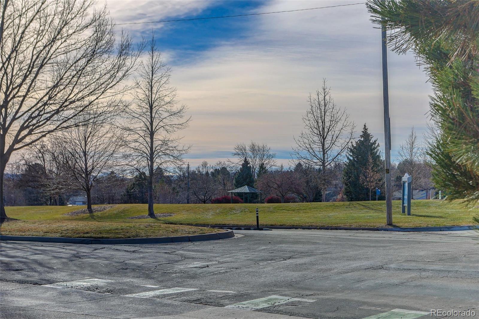 MLS Image #38 for 5091 s meade street,littleton, Colorado