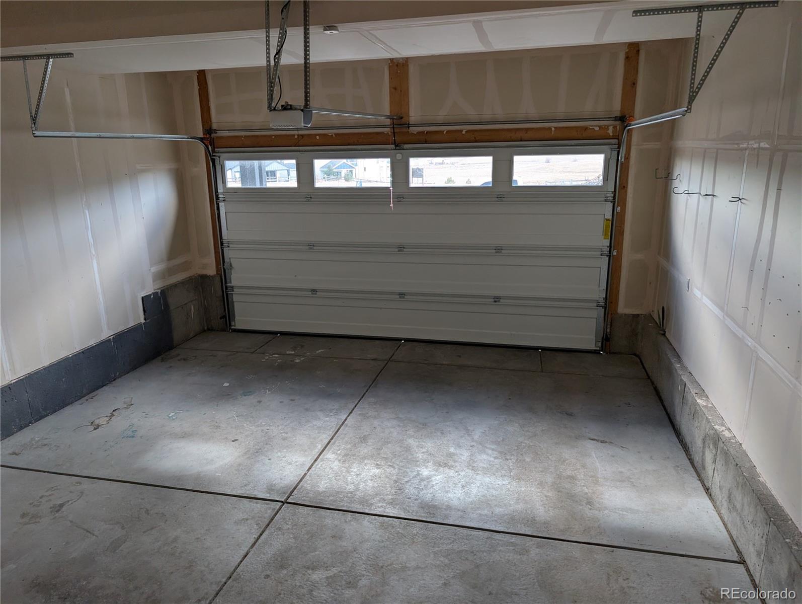 MLS Image #11 for 1041 w witherspoon drive,elizabeth, Colorado