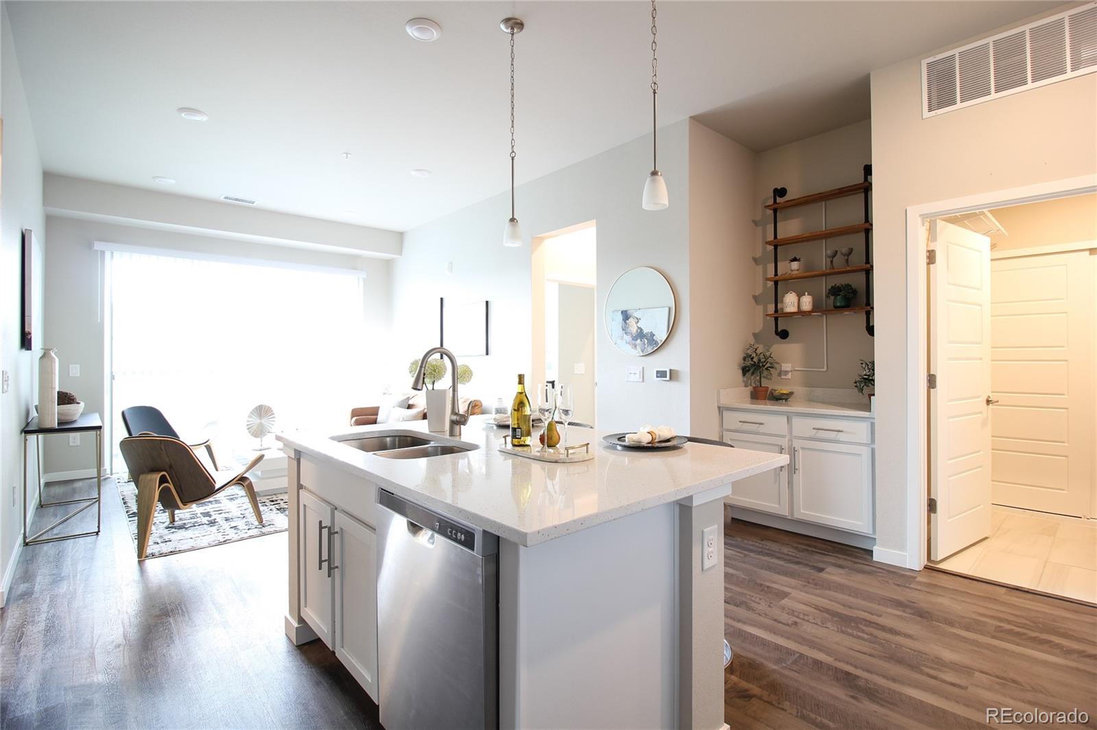 MLS Image #9 for 420 e fremont place 408,littleton, Colorado