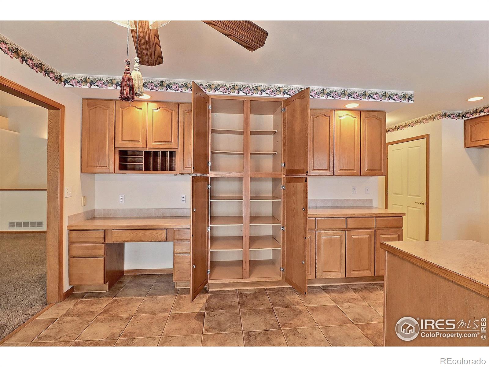 MLS Image #10 for 1956  45th avenue,greeley, Colorado