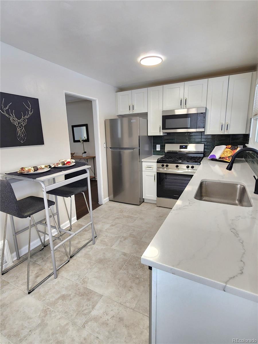 MLS Image #3 for 1273  newark street,aurora, Colorado