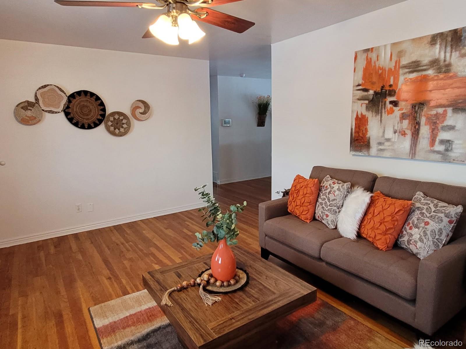 MLS Image #5 for 1385 s vrain way,denver, Colorado