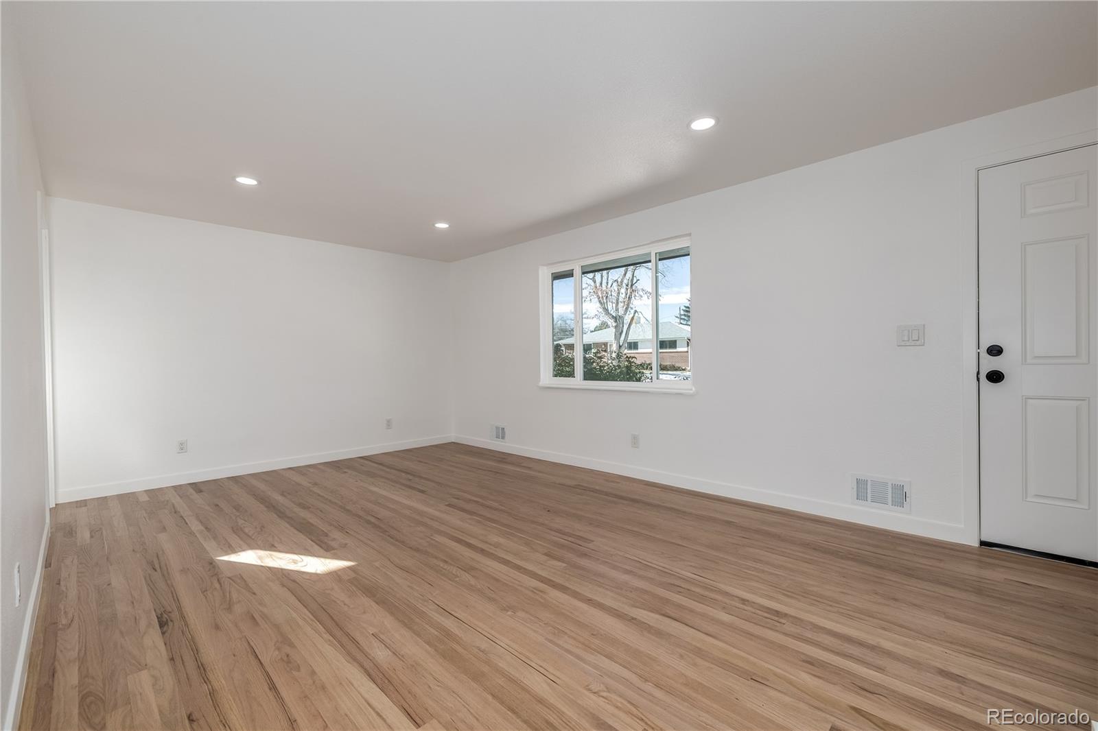 MLS Image #2 for 6532 s sherman street,centennial, Colorado
