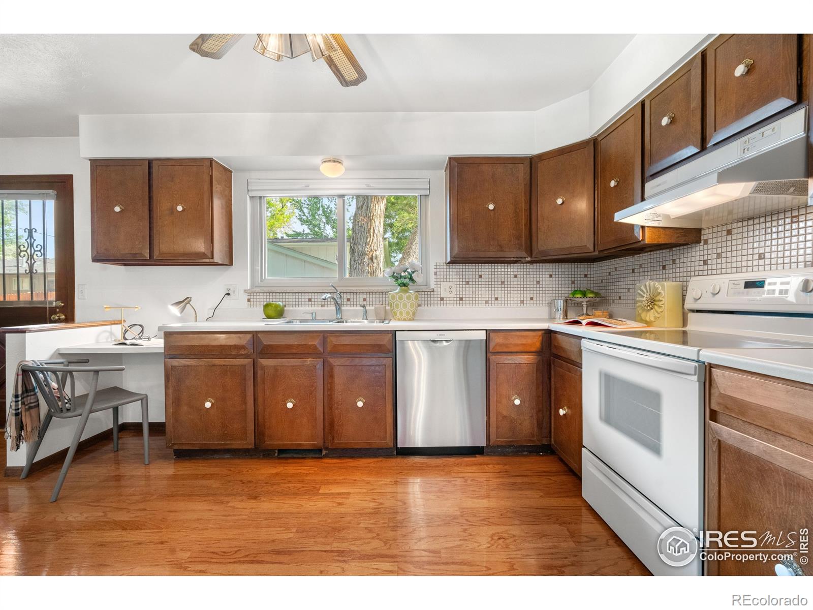 MLS Image #11 for 11198 w 59th place,arvada, Colorado