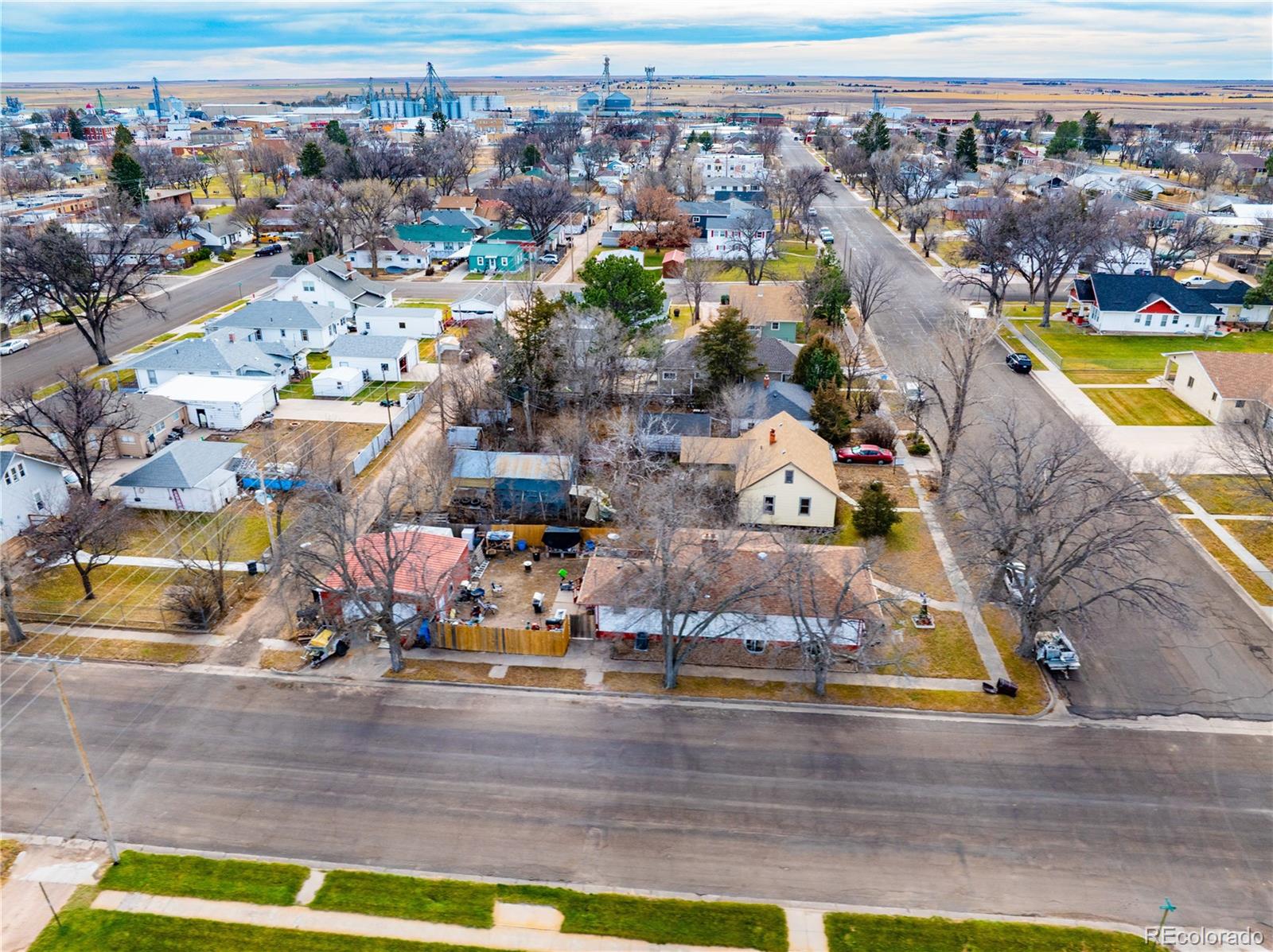 MLS Image #25 for 566  bent avenue,akron, Colorado