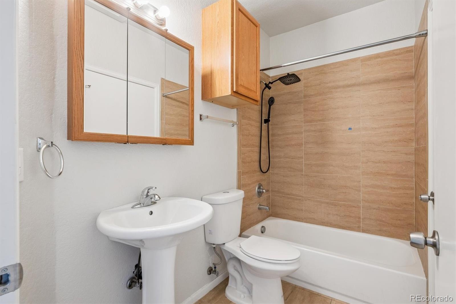 MLS Image #15 for 4732 s bannock street,englewood, Colorado