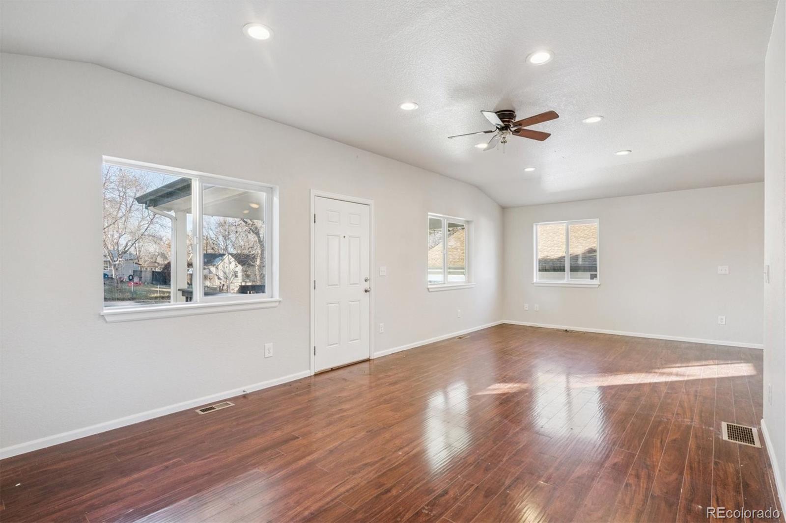 MLS Image #3 for 4732 s bannock street,englewood, Colorado