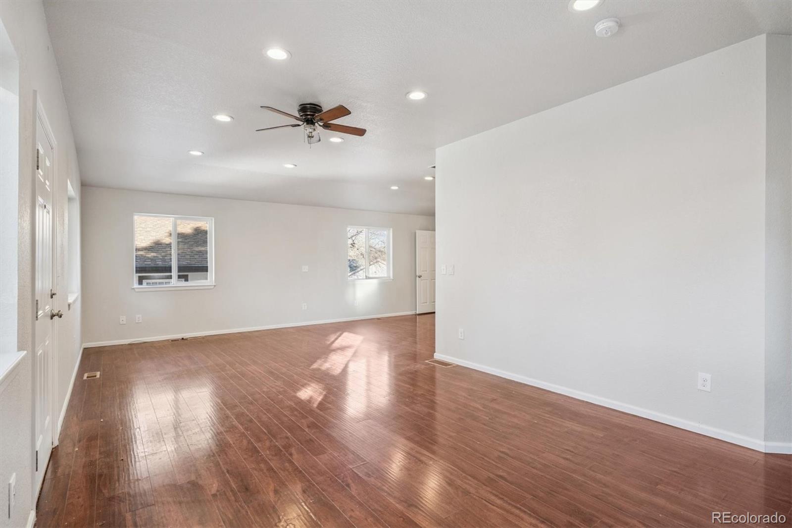 MLS Image #5 for 4732 s bannock street,englewood, Colorado