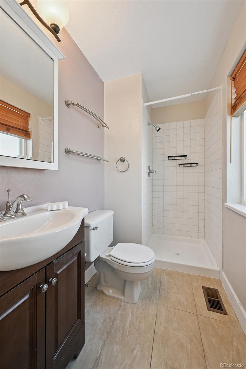 MLS Image #10 for 1583 s dearborn street,aurora, Colorado