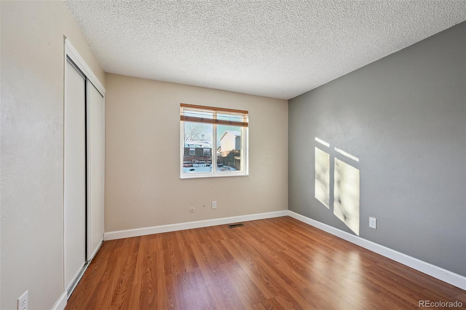 MLS Image #11 for 1583 s dearborn street,aurora, Colorado