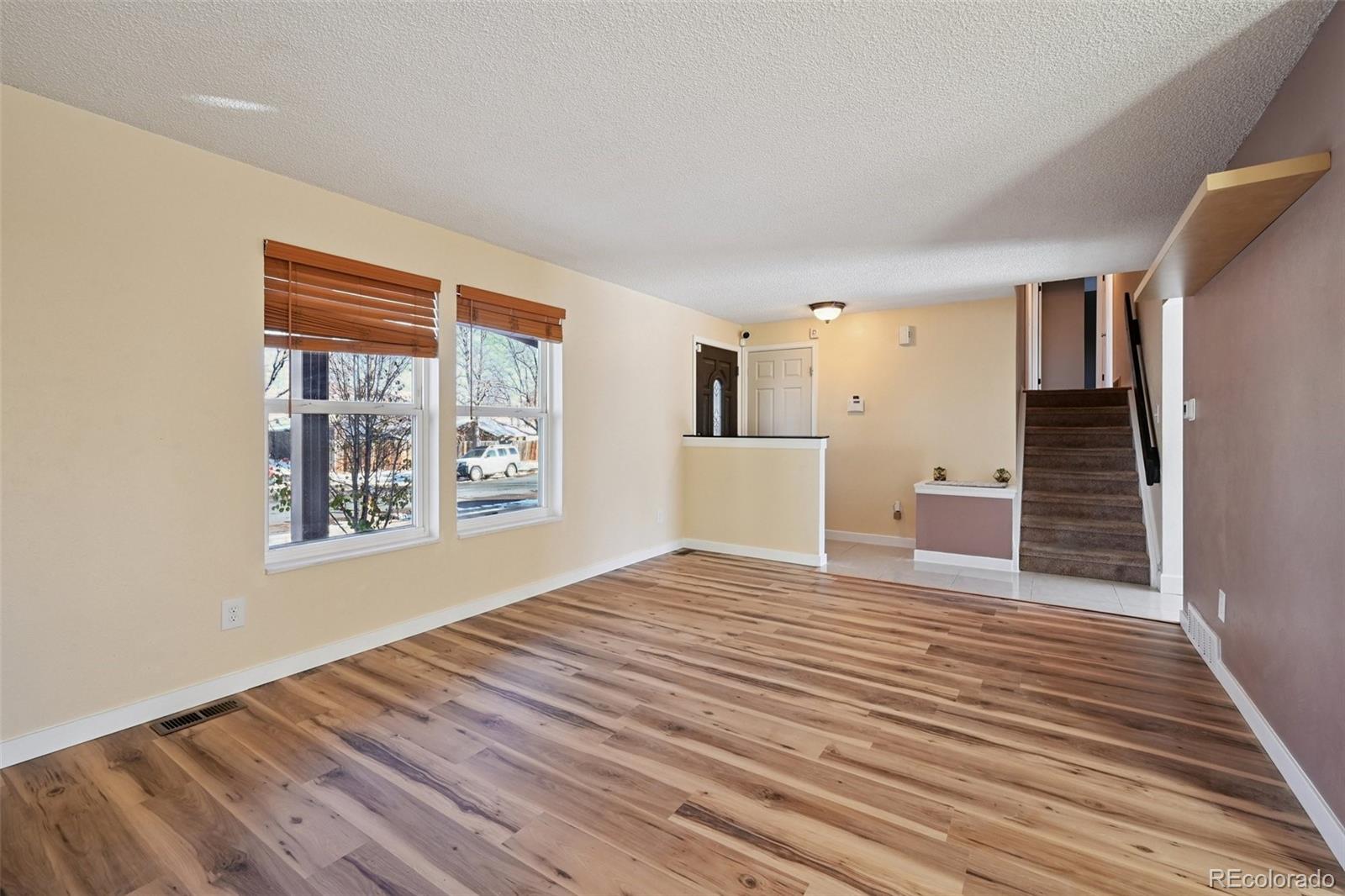 MLS Image #4 for 1583 s dearborn street,aurora, Colorado