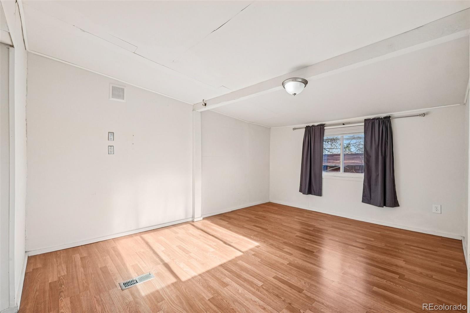 MLS Image #13 for 2212 s decatur street,denver, Colorado