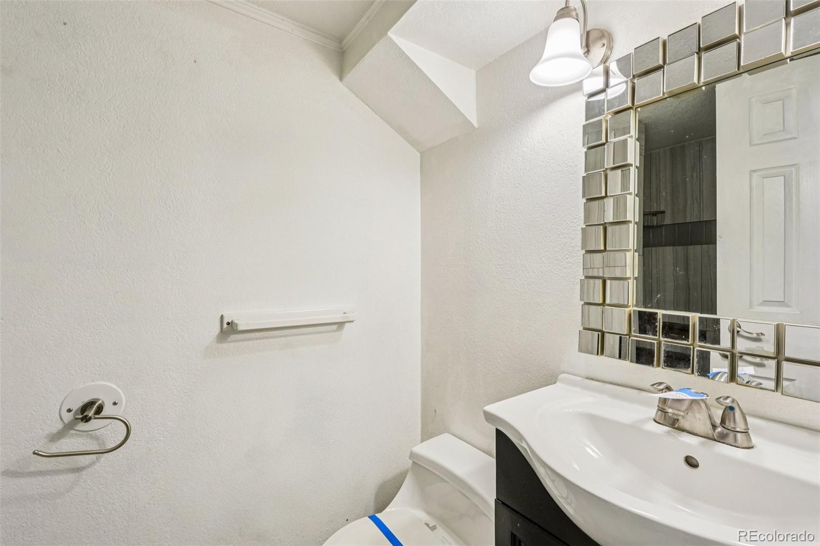MLS Image #19 for 2212 s decatur street,denver, Colorado