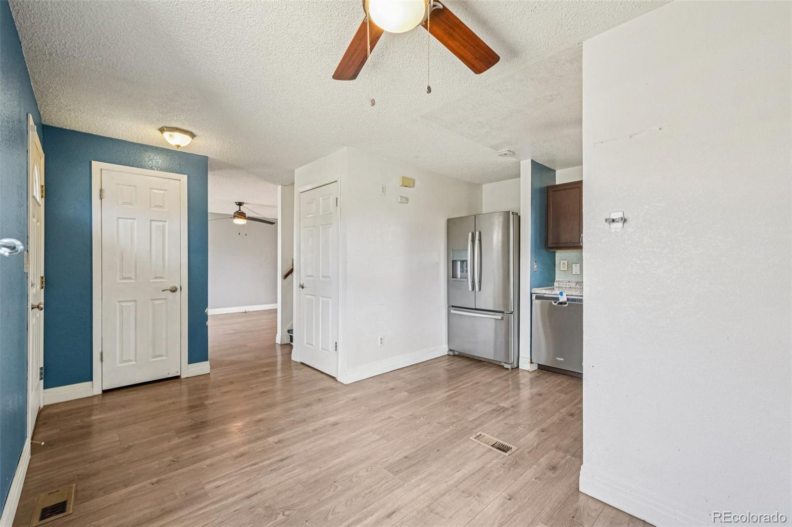 MLS Image #5 for 2212 s decatur street,denver, Colorado
