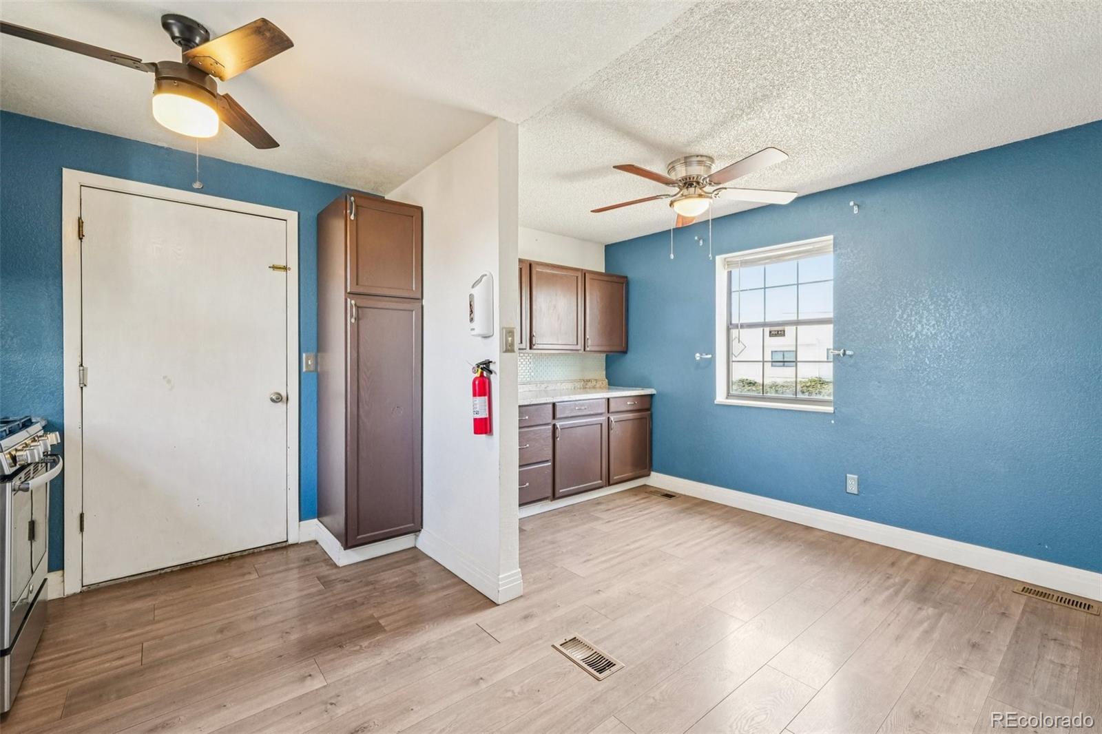 MLS Image #7 for 2212 s decatur street,denver, Colorado