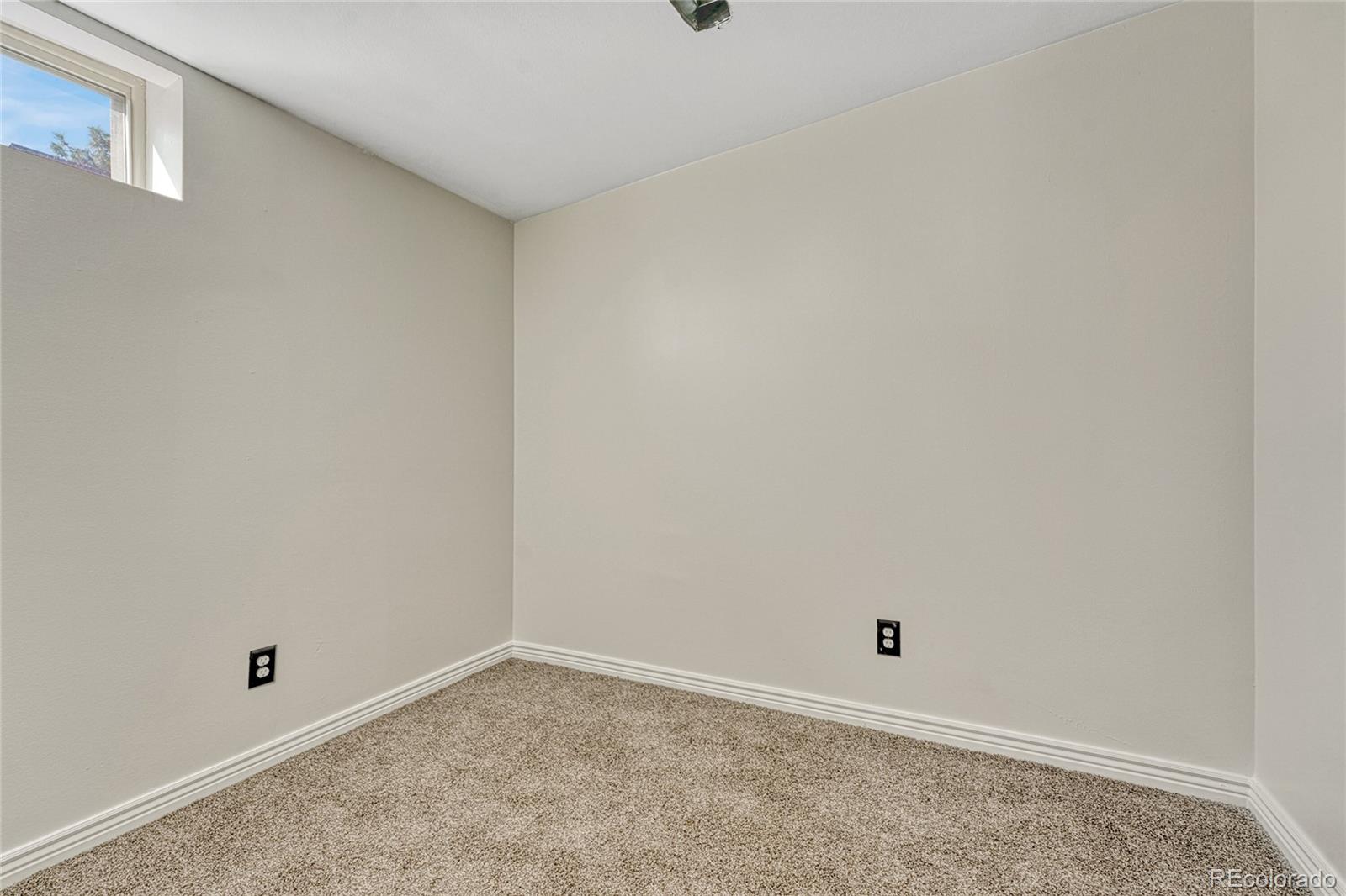 MLS Image #10 for 732 n poplar street,denver, Colorado