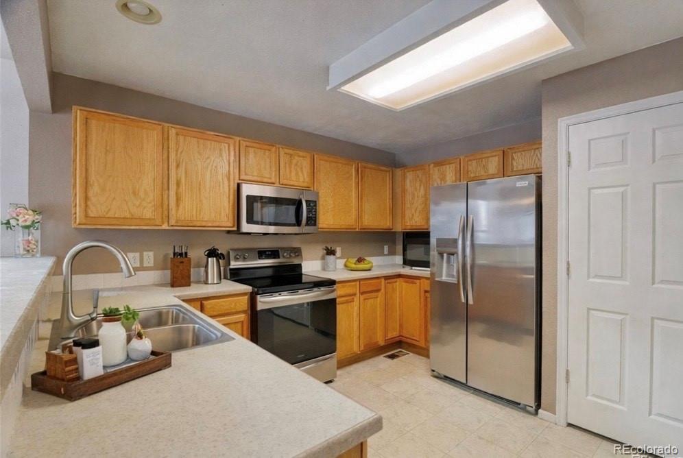 MLS Image #10 for 3819 s rome way,aurora, Colorado