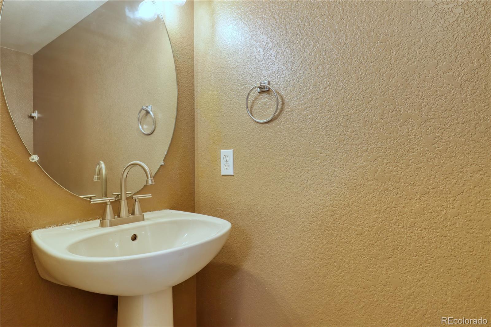MLS Image #12 for 3819 s rome way,aurora, Colorado