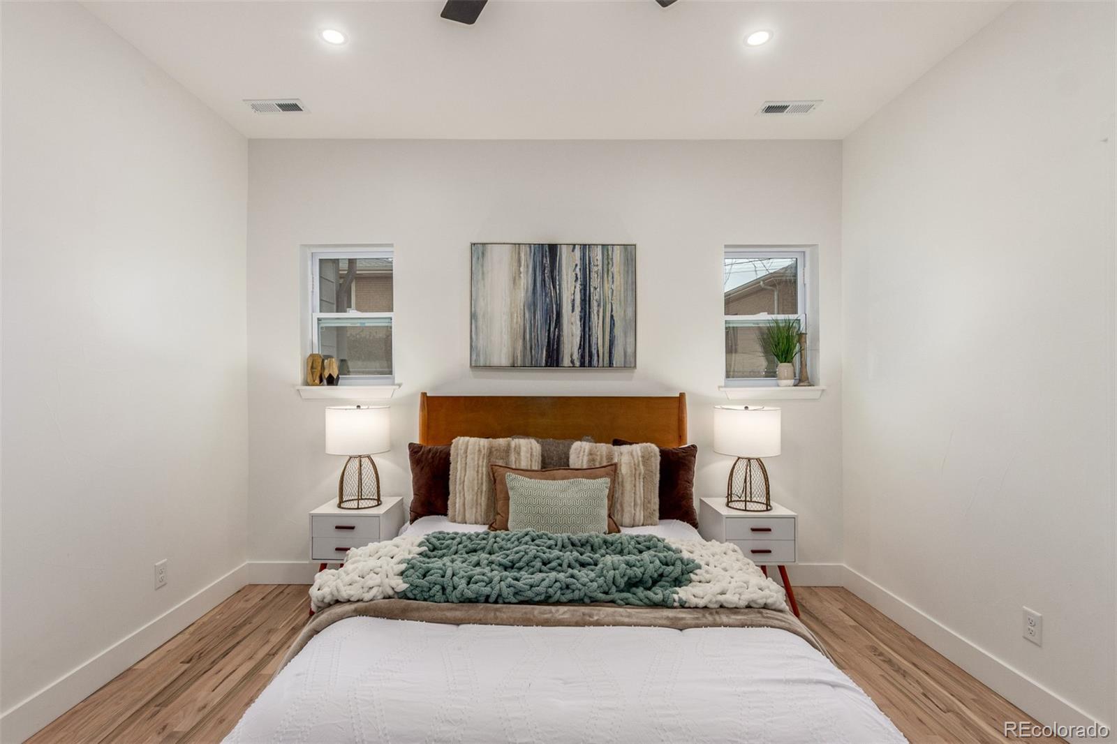 MLS Image #10 for 266  stuart street,denver, Colorado