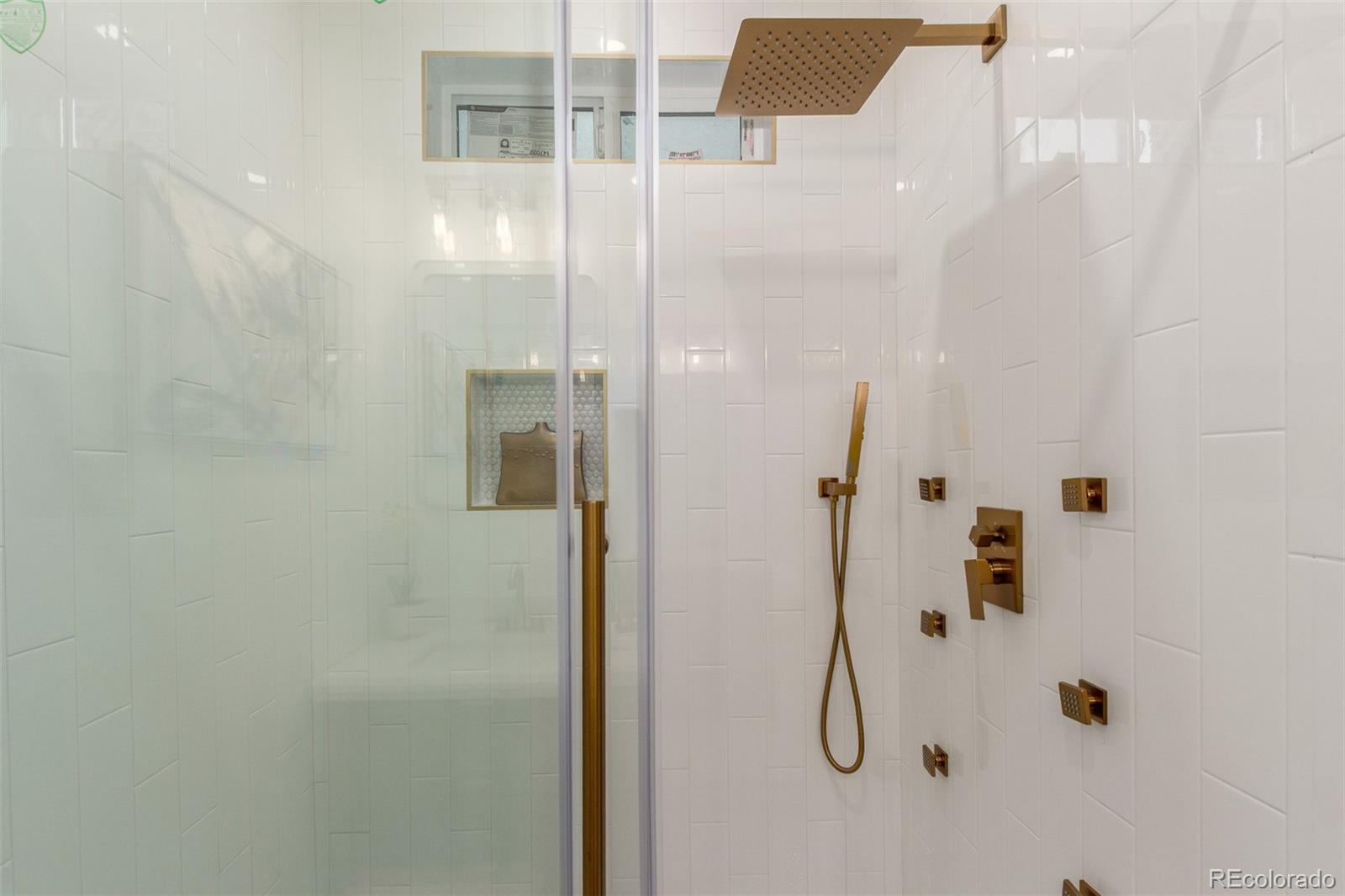 MLS Image #14 for 266  stuart street,denver, Colorado