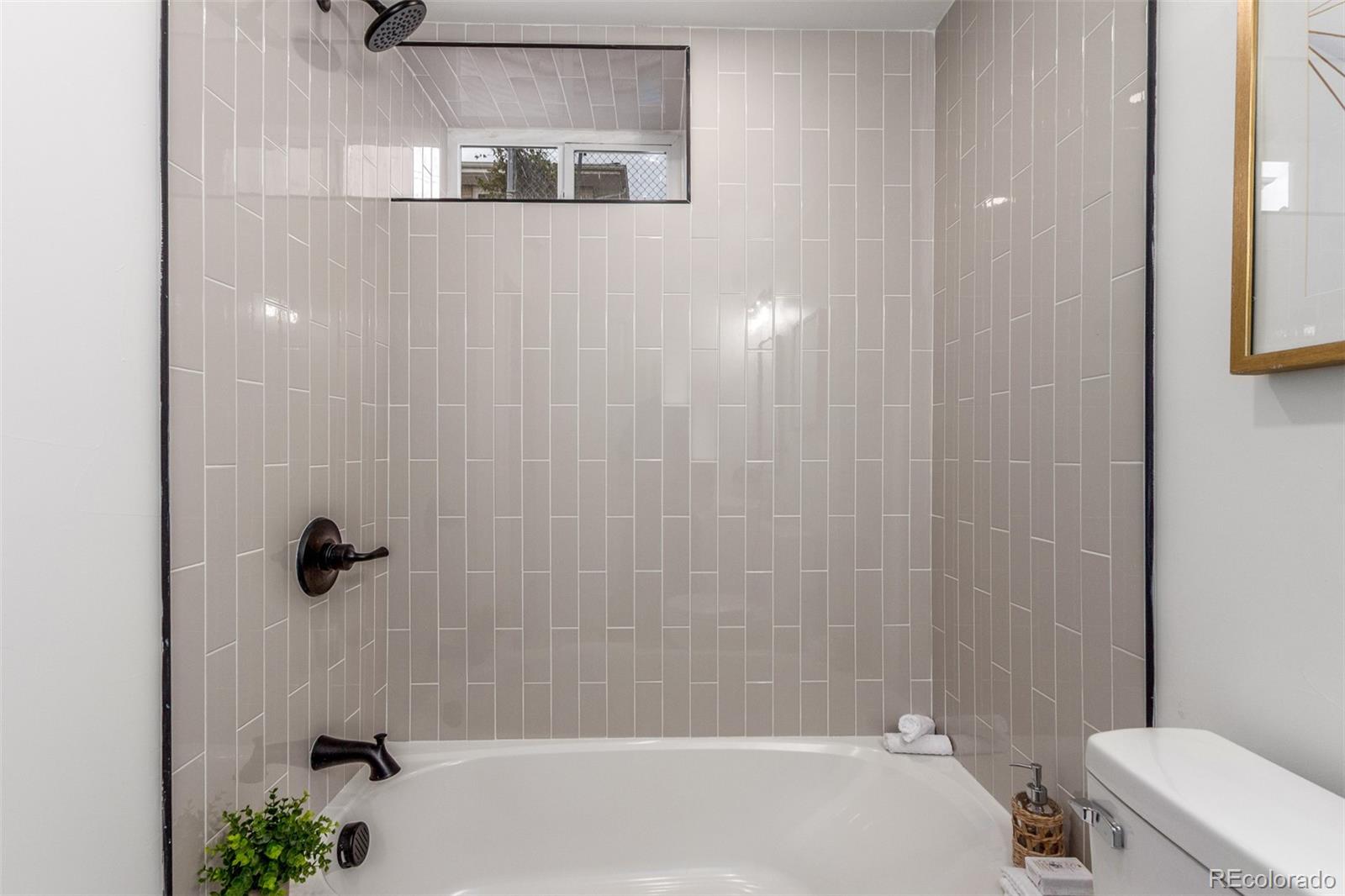 MLS Image #18 for 266  stuart street,denver, Colorado