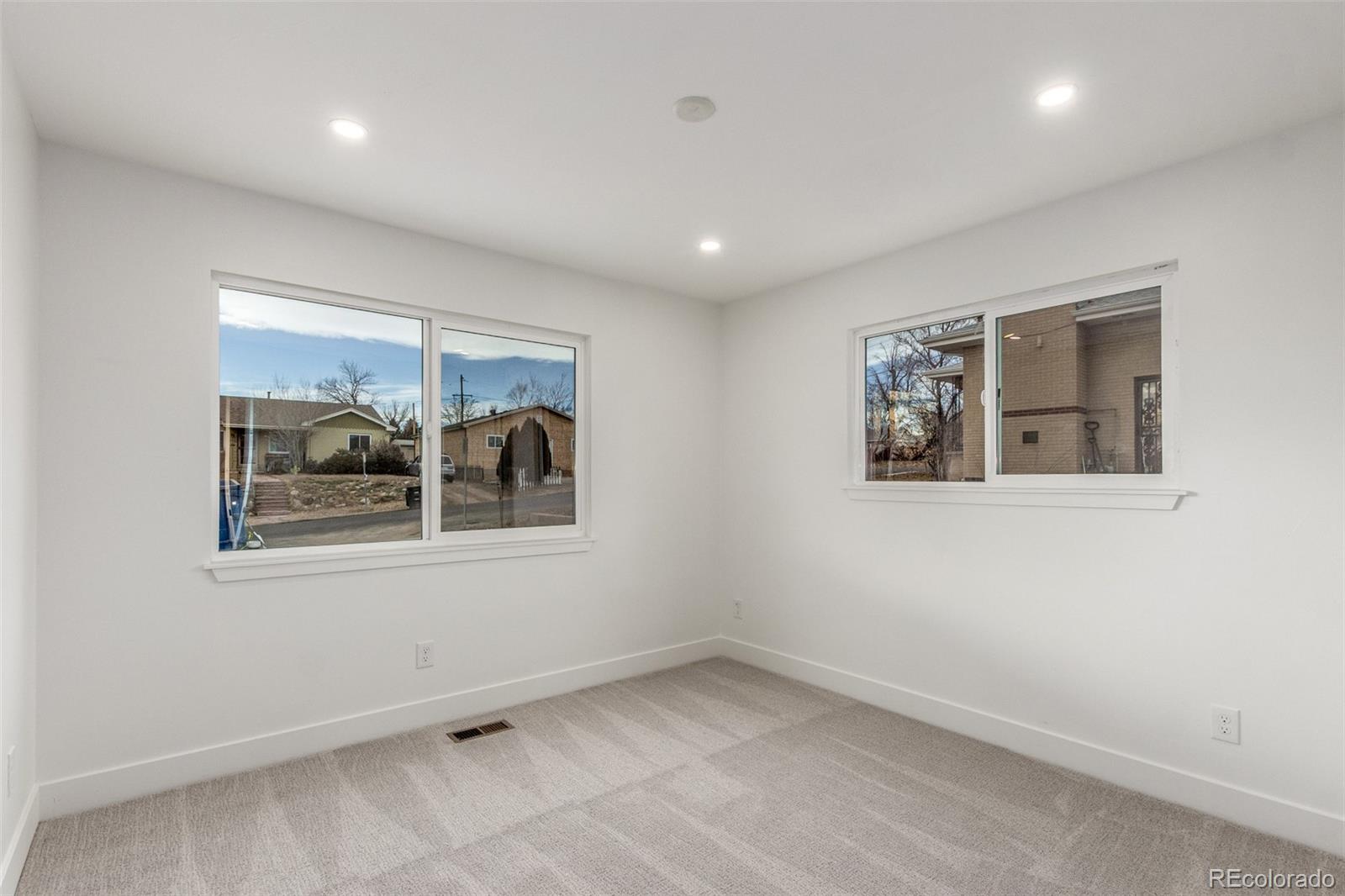 MLS Image #19 for 266  stuart street,denver, Colorado